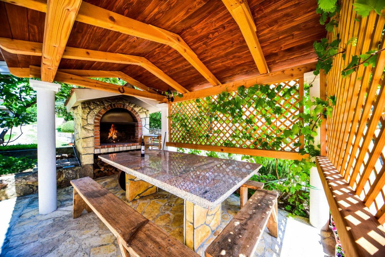 Haus Josipa Bed & Breakfast Maslenica Exterior photo