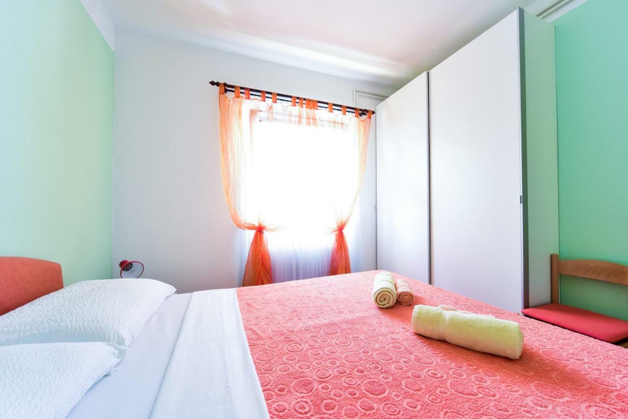 Haus Josipa Bed & Breakfast Maslenica Exterior photo