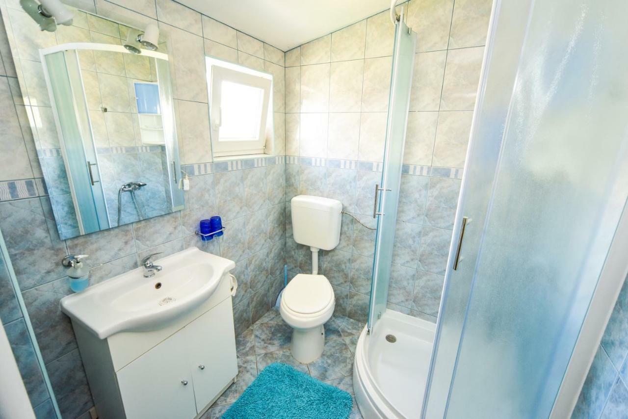 Haus Josipa Bed & Breakfast Maslenica Exterior photo